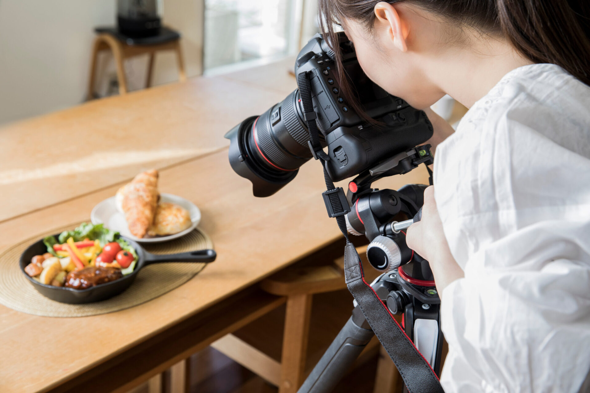 美味しそうな料理写真を撮るコツをご紹介!!】飲食店で実践できる料理